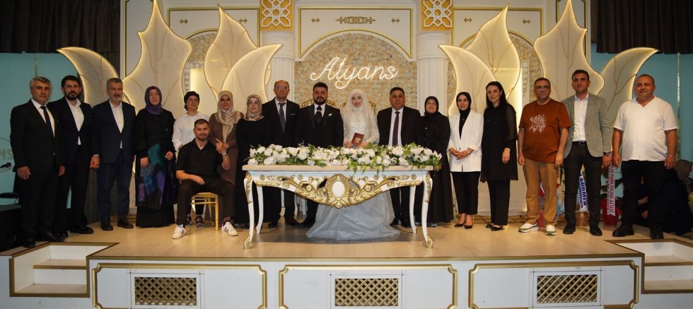 Kurt ve Öztürk Ailelerinin Mutlu Günü… - MAGAZİN